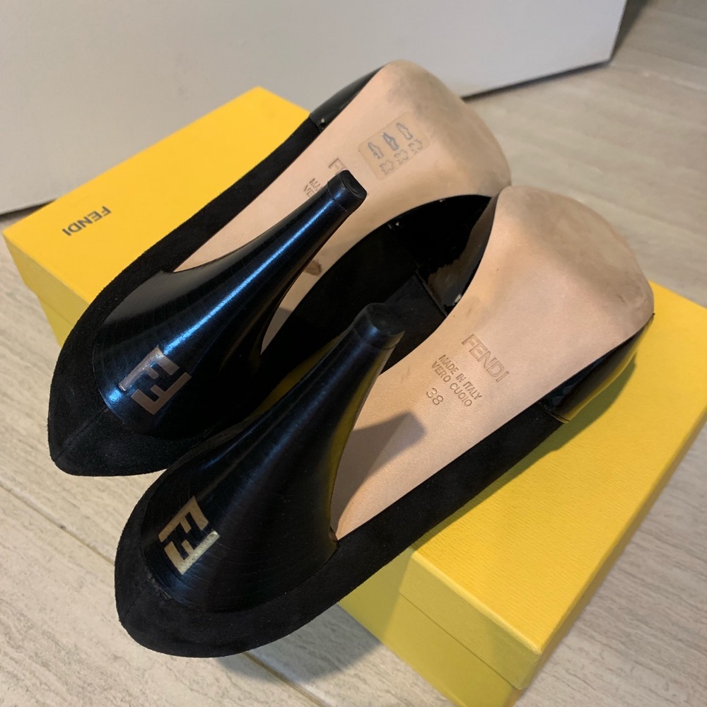 Fendi size 38 Black Heels with Logo, and box - Picture 6 of 8